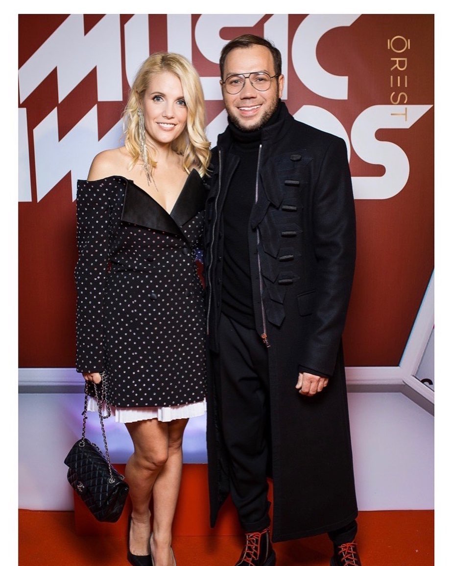 Экс-жена Андре Тана рассказала, как дизайнер обеспечивает дочь: было страшно