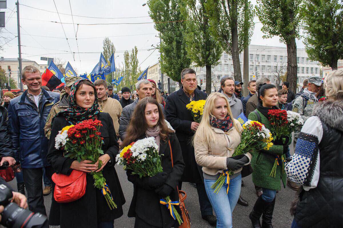 "Свобода" отпраздновала 25-летний юбилей 20-тысячным Маршем героев