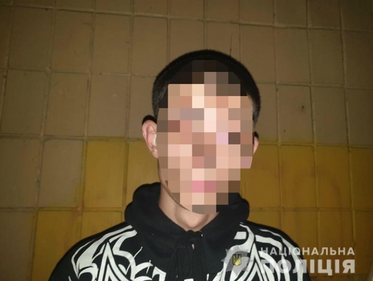 В Киеве парень хотел доставить наркотики в СИЗО на дроне: детали и фото