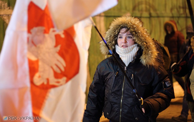 У Києві пройшов марш на честь загиблого на Майдані Жизневського (фоторепортаж)