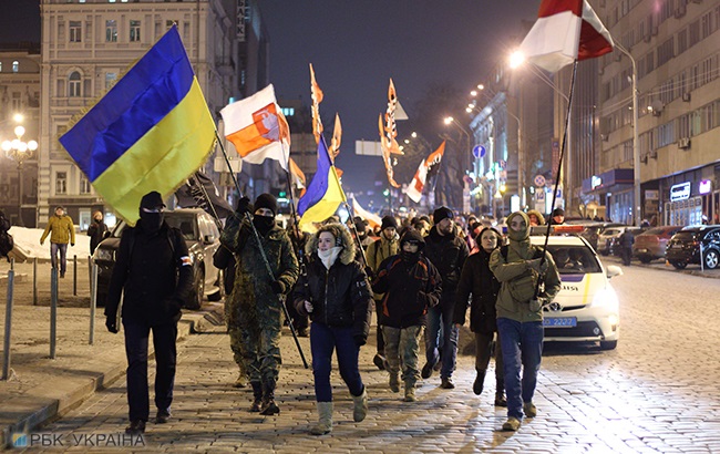 У Києві пройшов марш на честь загиблого на Майдані Жизневського (фоторепортаж)