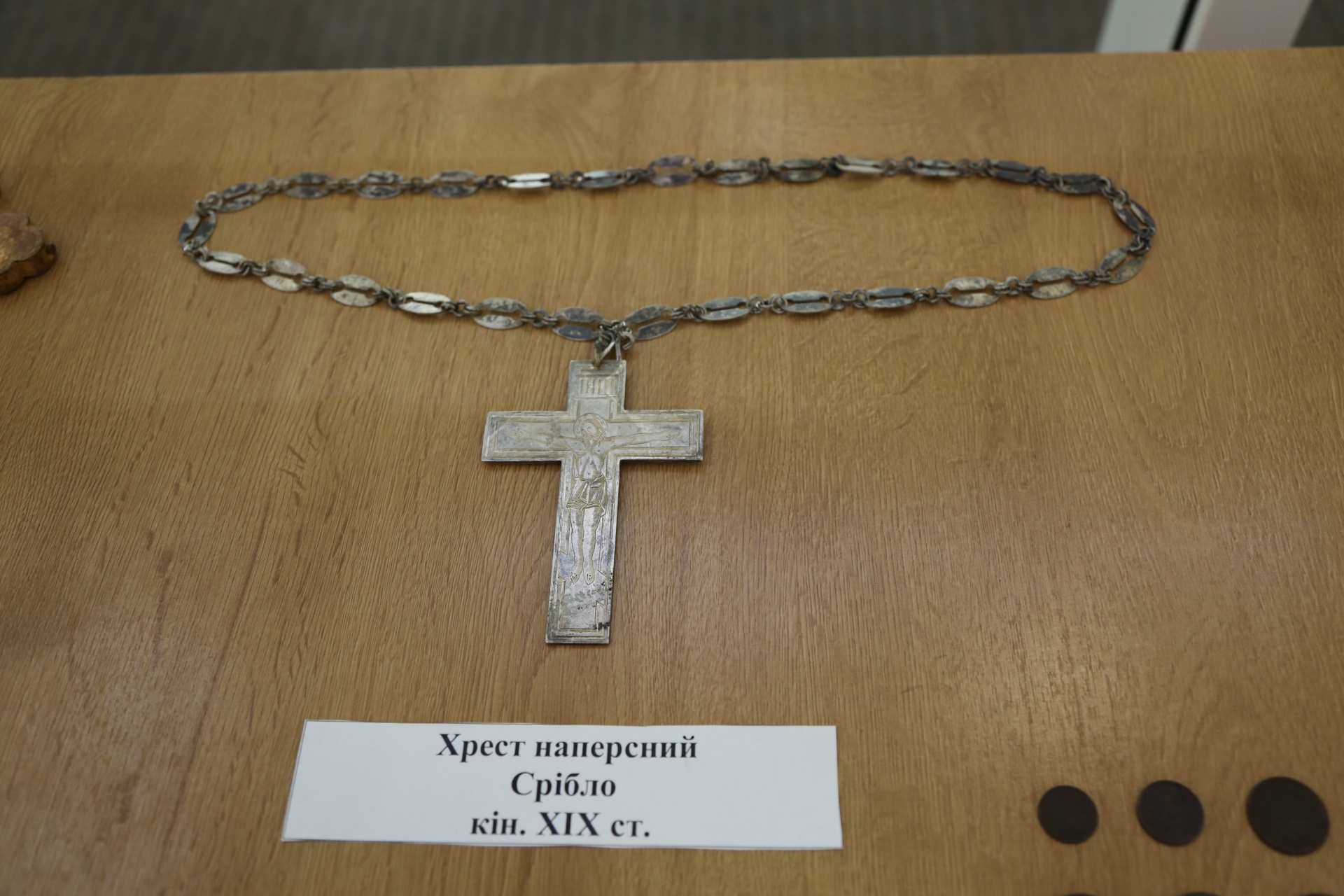 Спать там невозможно: в Днепре на раскопках древней церкви нашли десятки артефактов (видео)