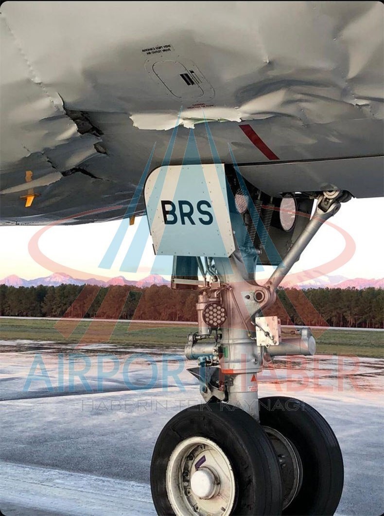 ЧП с российским самолетом в Турции: все детали и фото