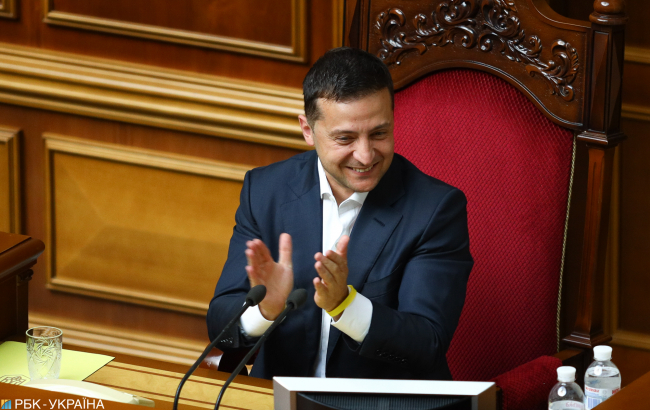 Конституційний переполох: як Рада під наглядом Зеленського змінювала Основний закон