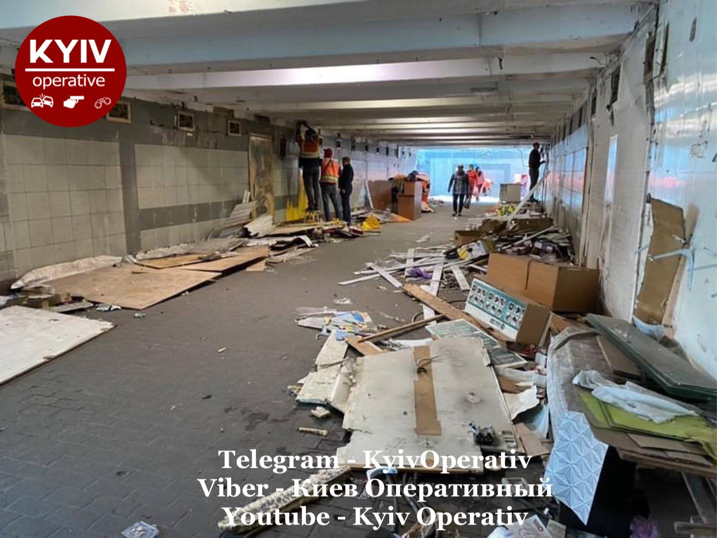 У Києві продовжують зносити МАФи (фото)