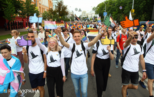 "Наша традиция – это свобода": как в Киеве прошел Марш равенства (фоторепортаж)