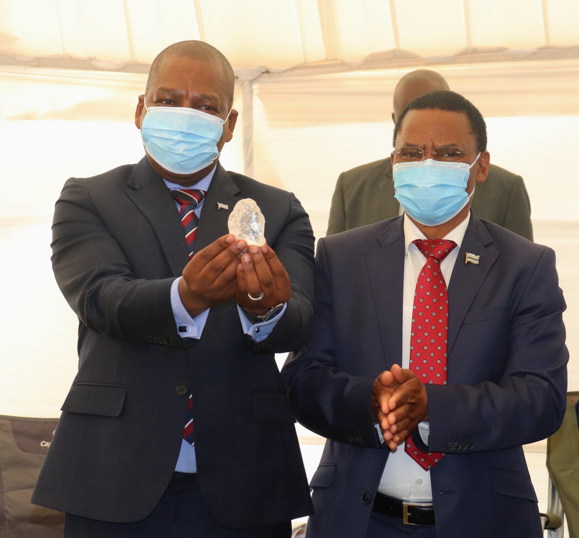 В Ботсване обнаружили третий по величине алмаз в мире (фото)