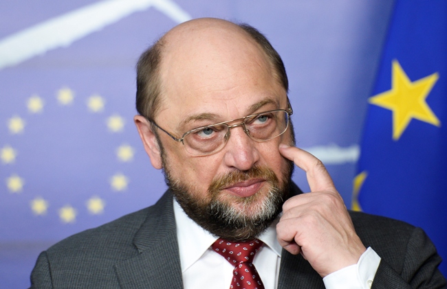 Новини України за 7 червня: закупівля російського газу і пенсії працюючим пенсіонерам