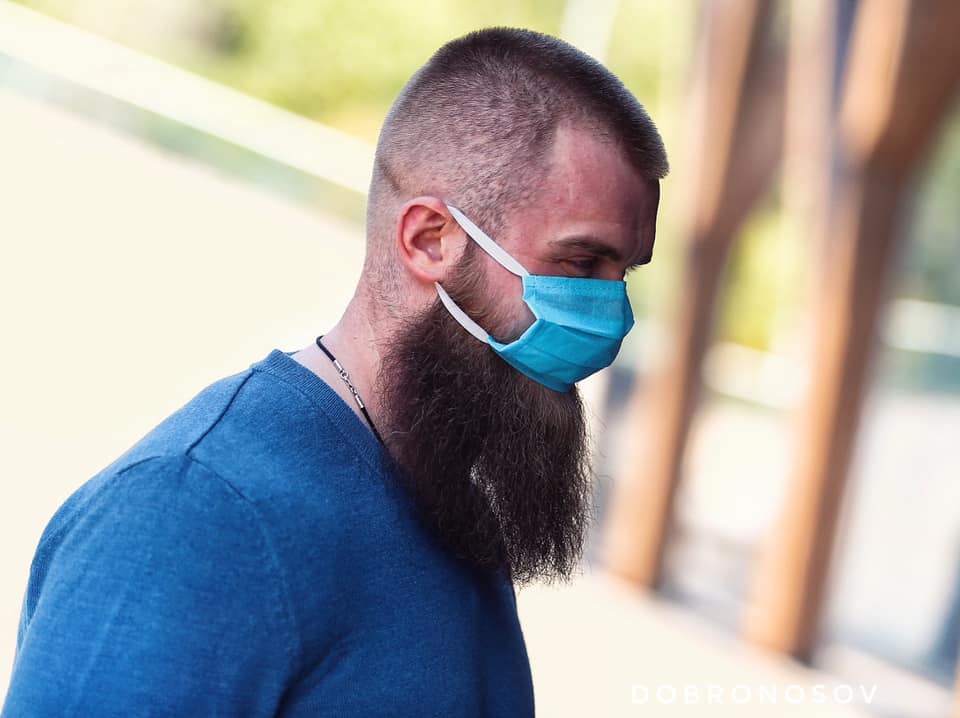 Глава Минздрава грубо нарушает карантин: появилось фото