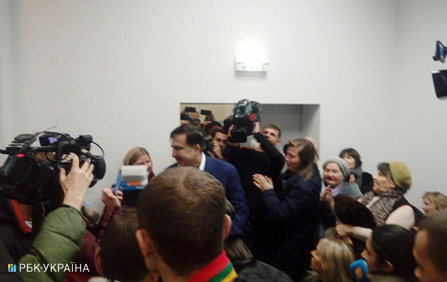 Саакашвили прибыл в Апелляционный суд Киева