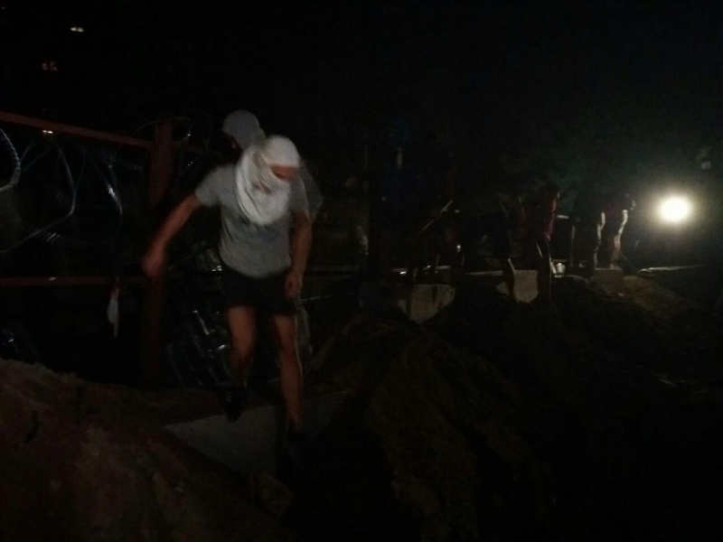 Конфликт на Святошино: "Азов" заявляет о 30 пострадавших