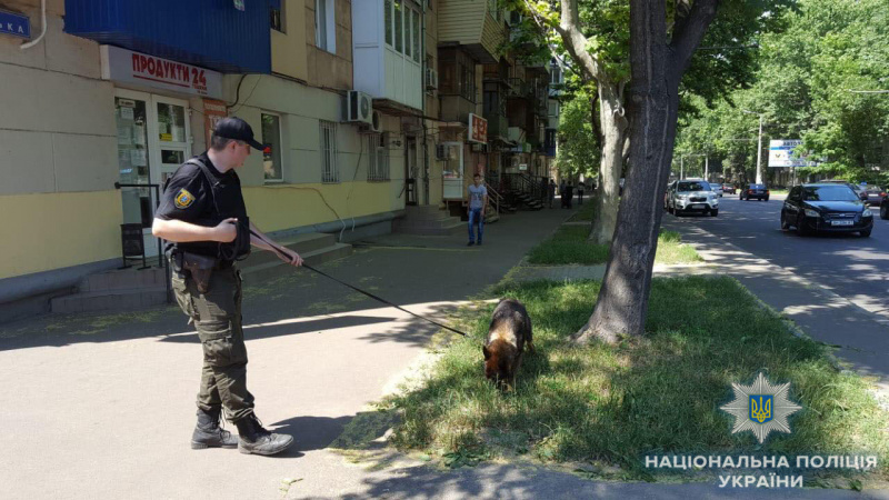 В Одесі невідомі напали з ножем на активіста Устименка