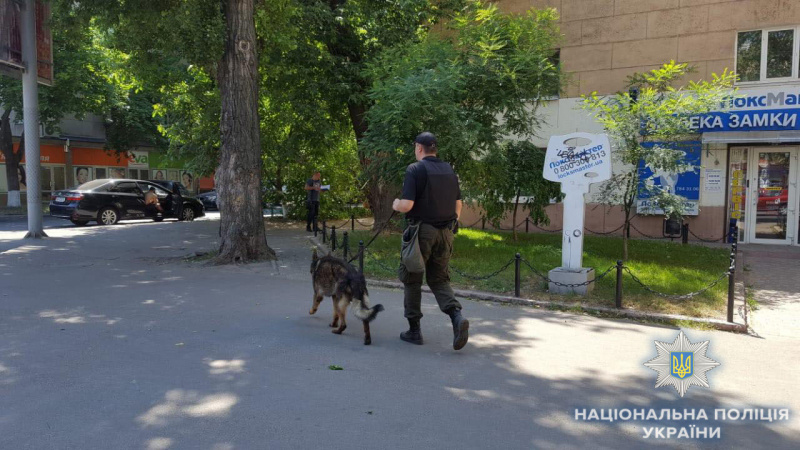 В Одесі невідомі напали з ножем на активіста Устименка