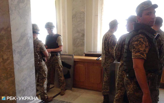 Митинг под Радой: подробности