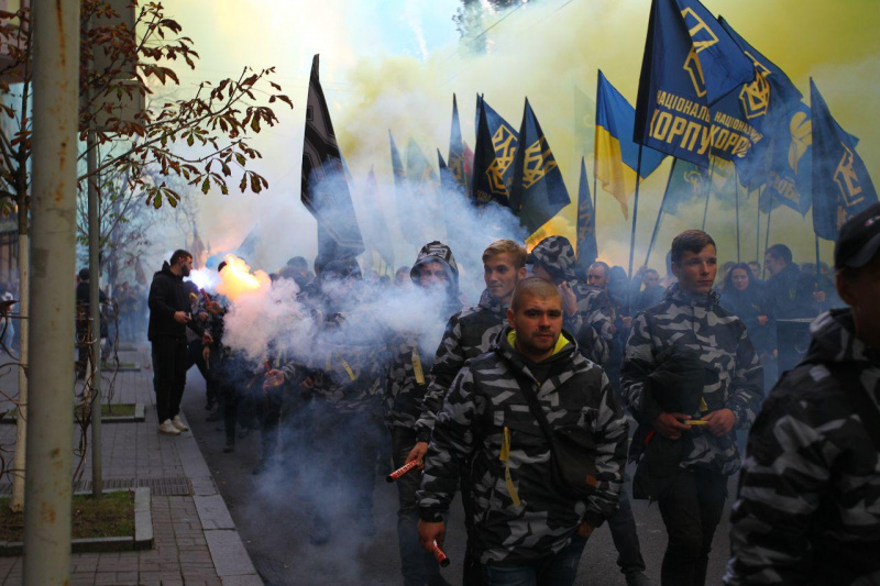 Покров без крови: как правые отметили день УПА и не пошли штурмовать Лавру