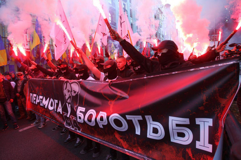 Покров без крови: как правые отметили день УПА и не пошли штурмовать Лавру