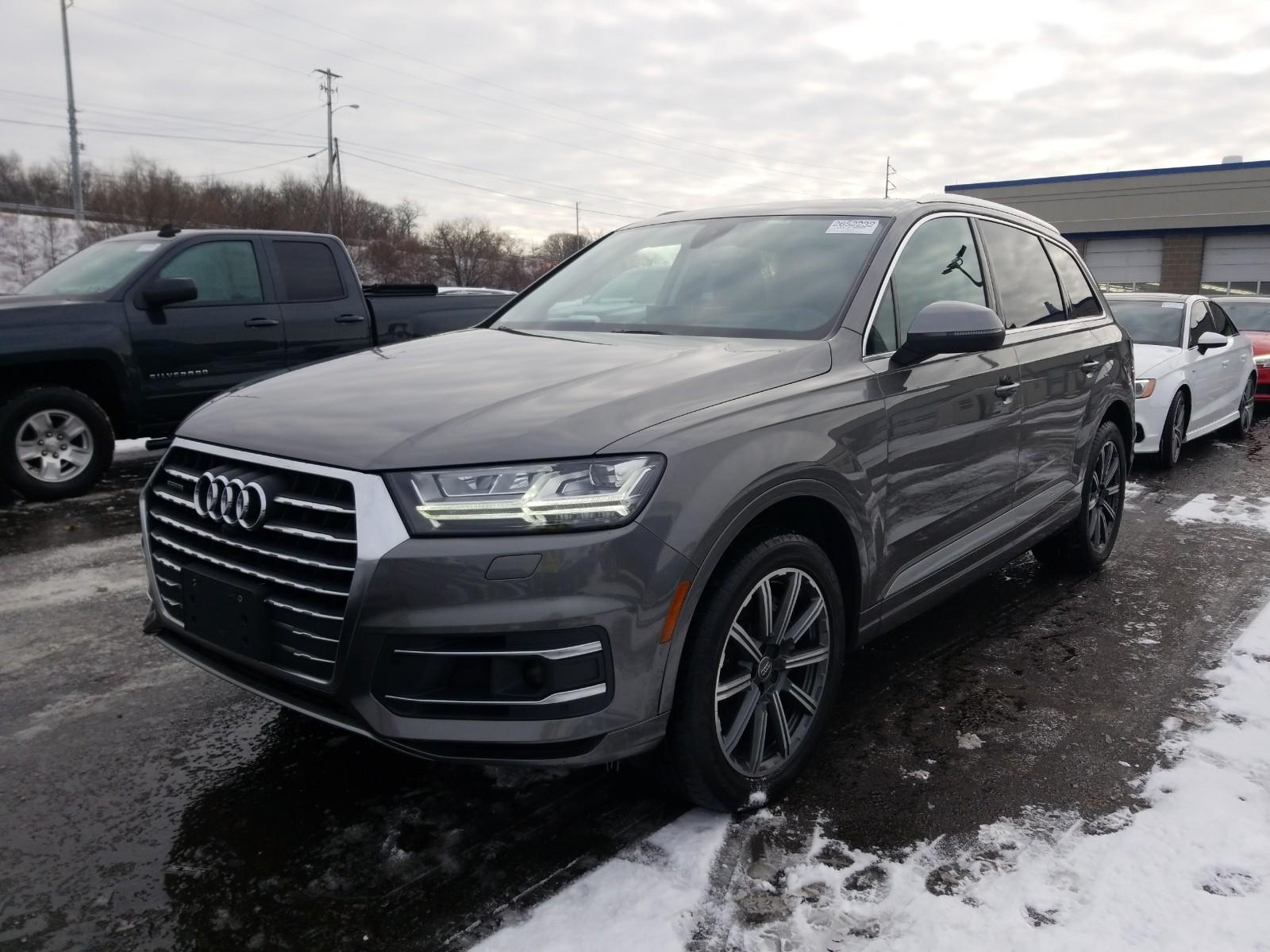 Квадроцикл и мамин "Запорожец": на чем ездят члены нового Кабмина