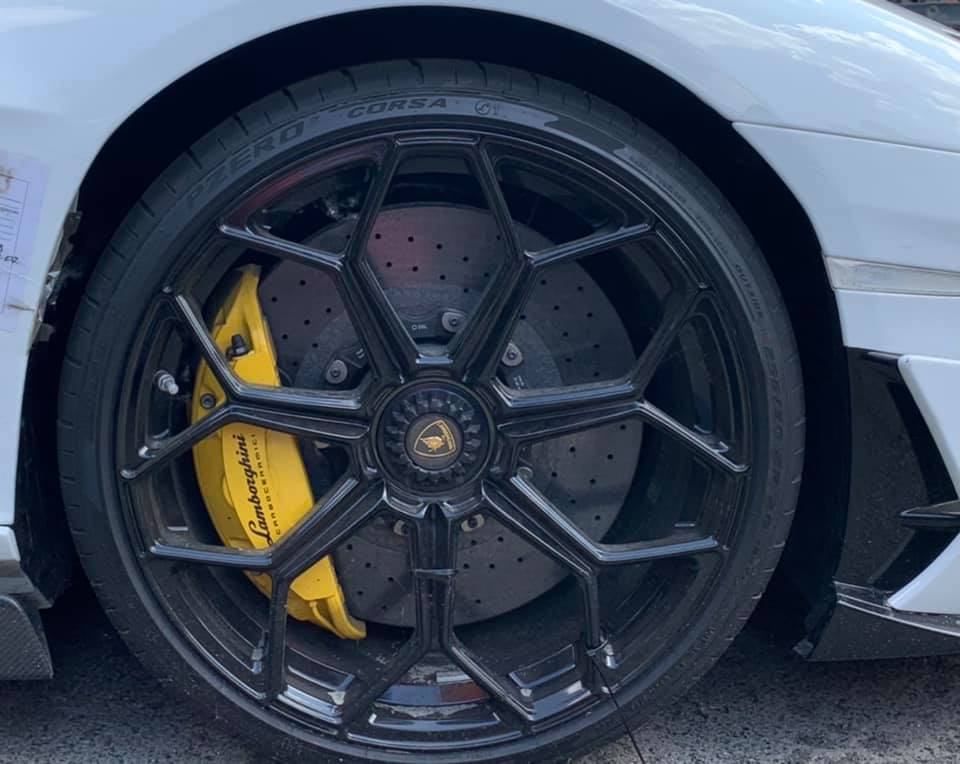 В Киеве задержали элитную "евробляху" за 600 тысяч евро (фото)