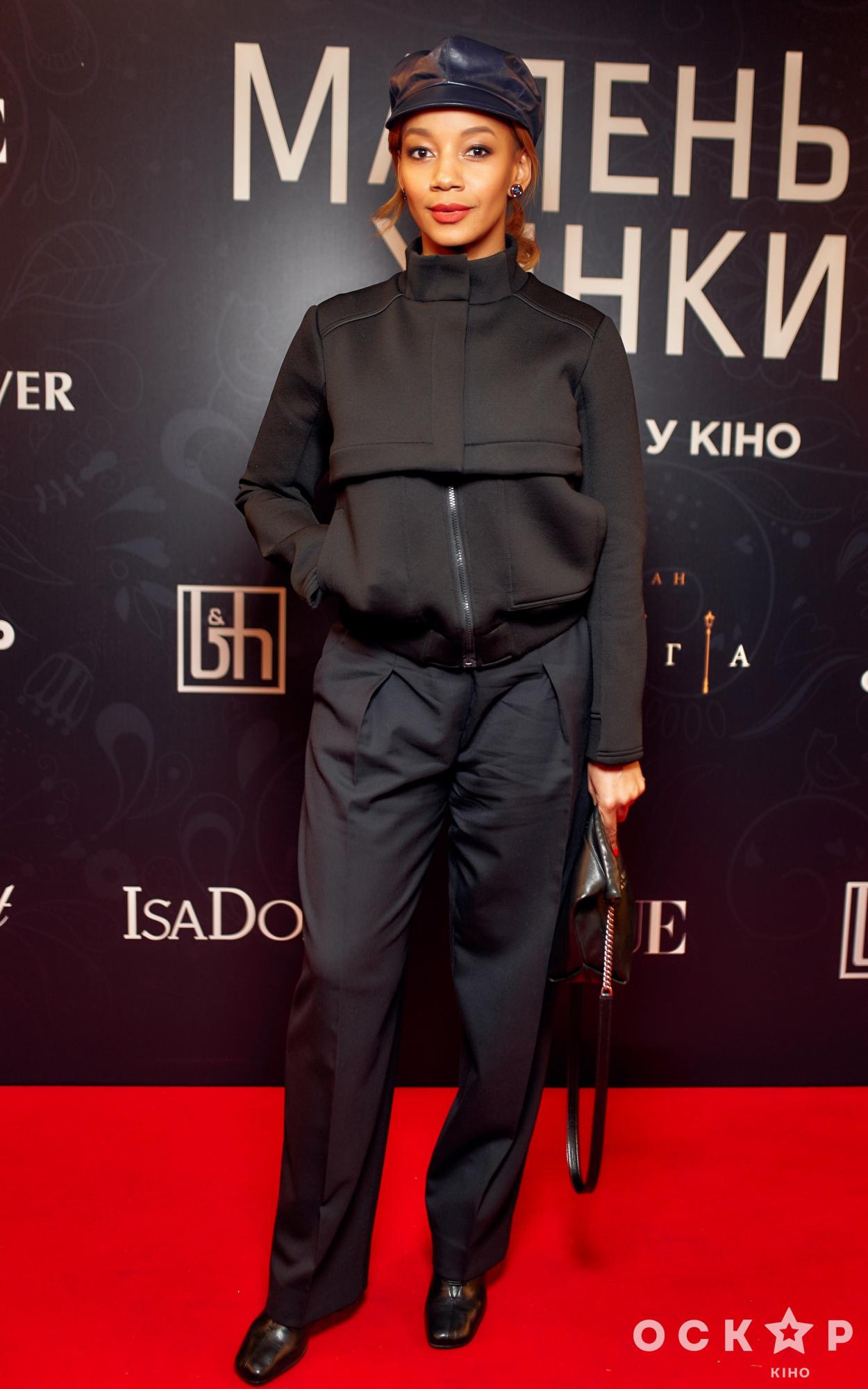 Аліна Паш, Санта Дімопулос, Яна Клочкова та інші зіркові гості на прем'єрі "Маленькі жінки"