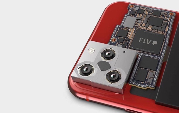 Появилось первое фото iPhone 11 изнутри