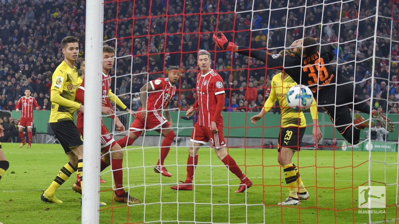 Бавария - Боруссия Д 2-1: видео голов и обзор матча