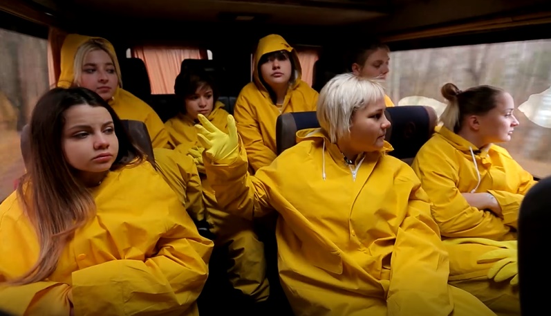 Сльози і жах: учасниць Від пацанки до панянки-4 відвезли в Чорнобильську зону