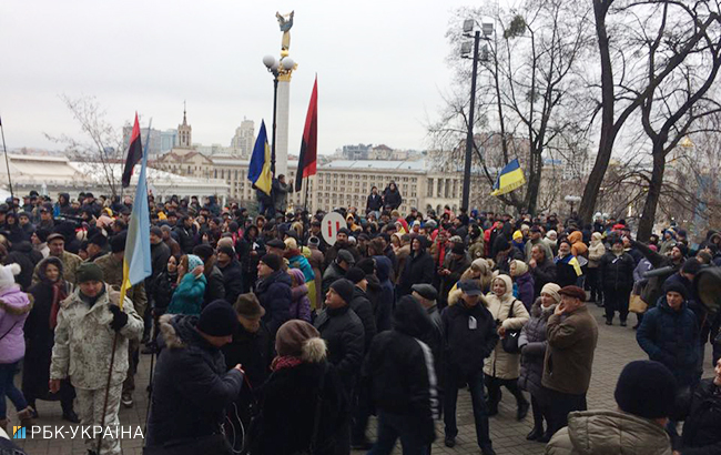 Митинг в Киеве: активисты намерены организовать штаб в Октябрьском дворце