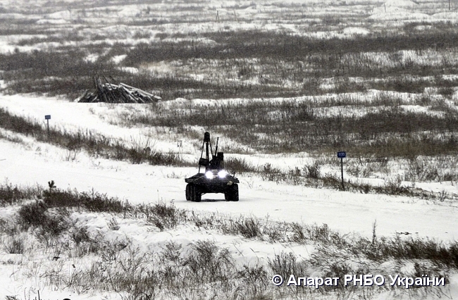 В Україні провели випробування нової безпілотної бронетехніки