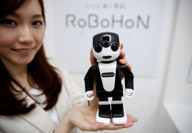 В Японии стартовали продажи первого в мире роботофона