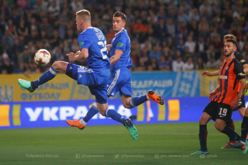 Динамо - Шахтер 0-2: видео голов и обзор матча