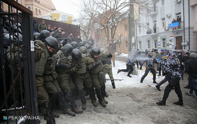 Суд над Трухановим: активісти влаштували ще одну бійку з правоохоронцями