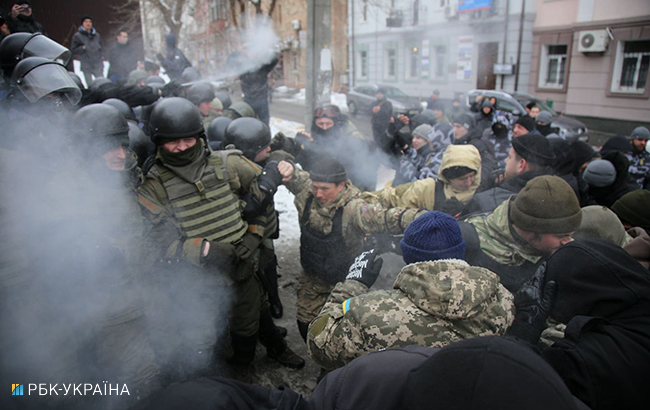 Суд над Трухановим: активісти влаштували ще одну бійку з правоохоронцями