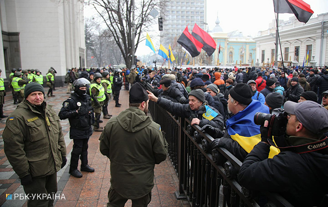 Марш в Киеве: за правопорядком в центре столицы следят 3000 силовиков