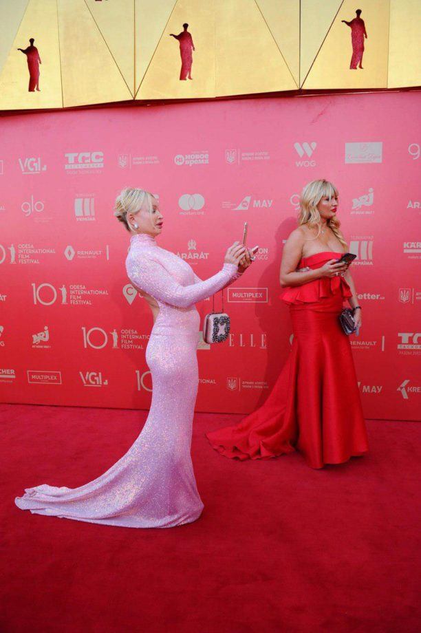 Кровь брызнула из глаз: самые нелепые образы Одесского кинофестиваля (фото)