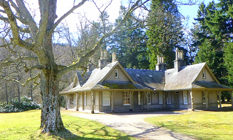 Маркл и Гарри окончательно рассорились с Кейт и Уильямом: что произошло