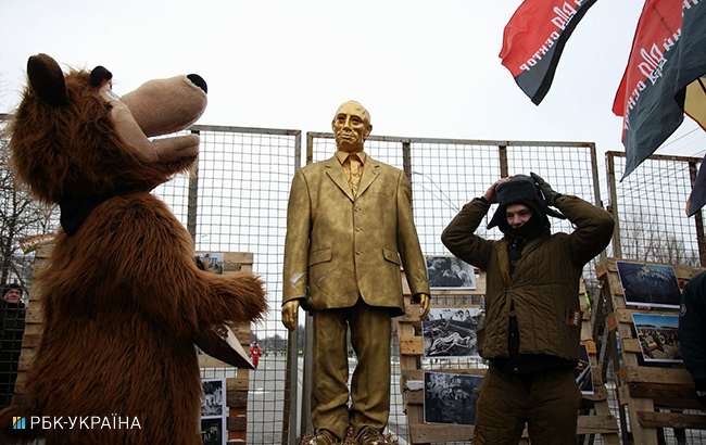 Выборы президента России: в Украине на избирательные участки допускают только дипломатов