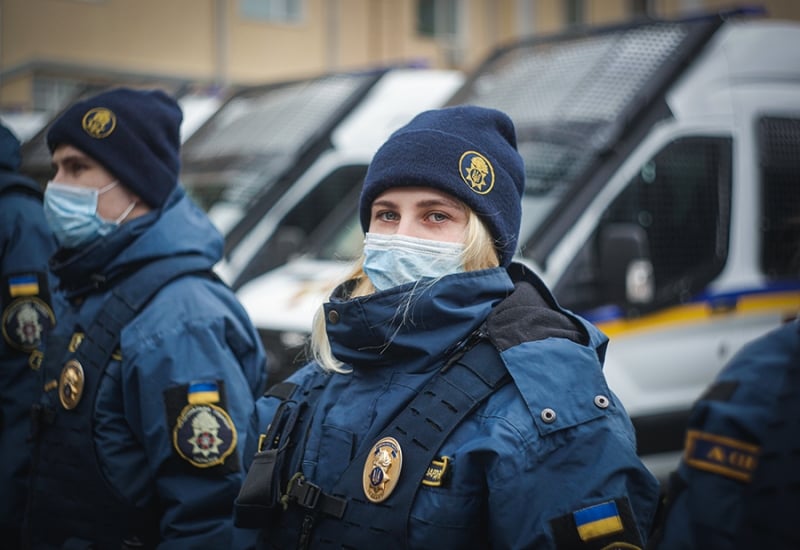 Нацгвардія почала патрулювати вулиці міст на нових спецавто: яскраві фото і відео