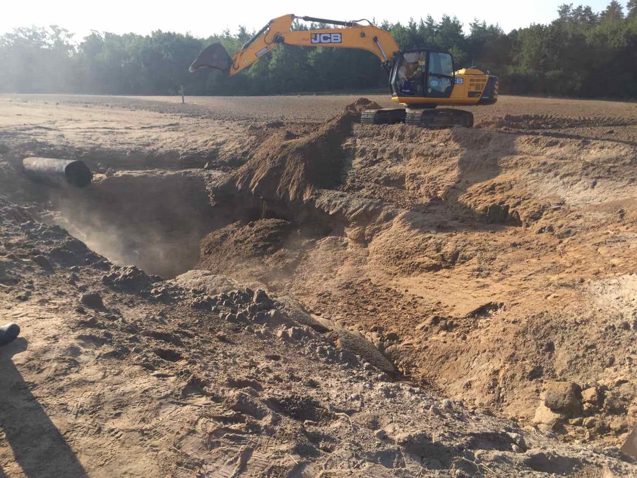 Чудом обошлось без жертв: что происходит в Чабанах после взрыва газопровода (фото)