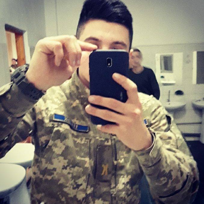 Крушение Ан-26 в Чугуеве: на борту был сын штурмана Ил-76, сбитого над Луганском