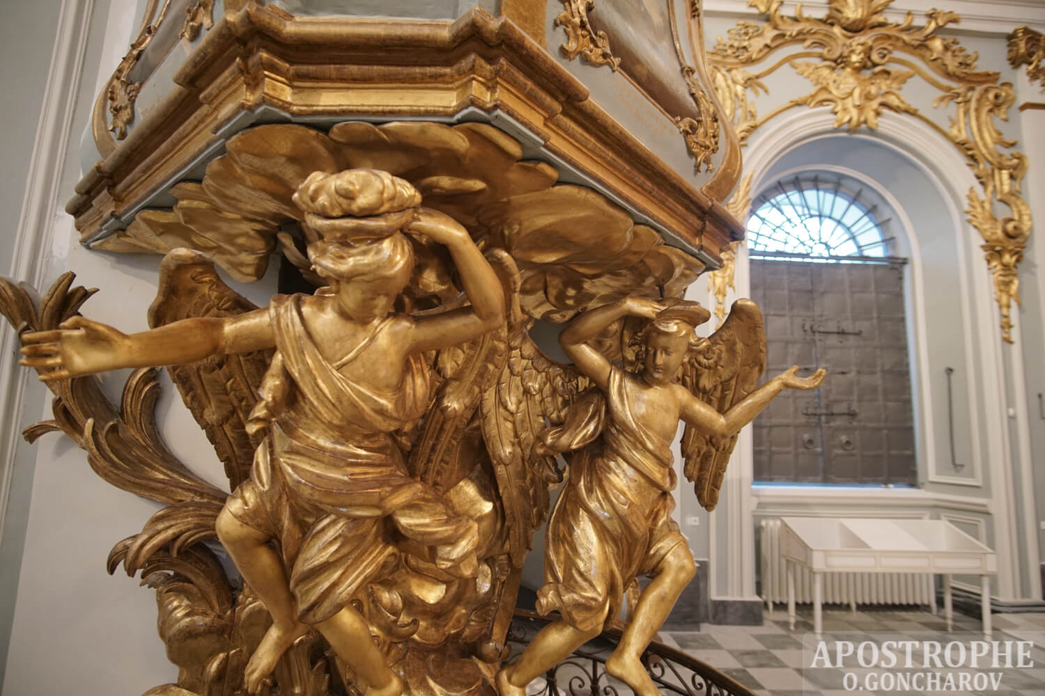 Андріївську церкву відкриють після 5-річного ремонту: фото і відео зсередини