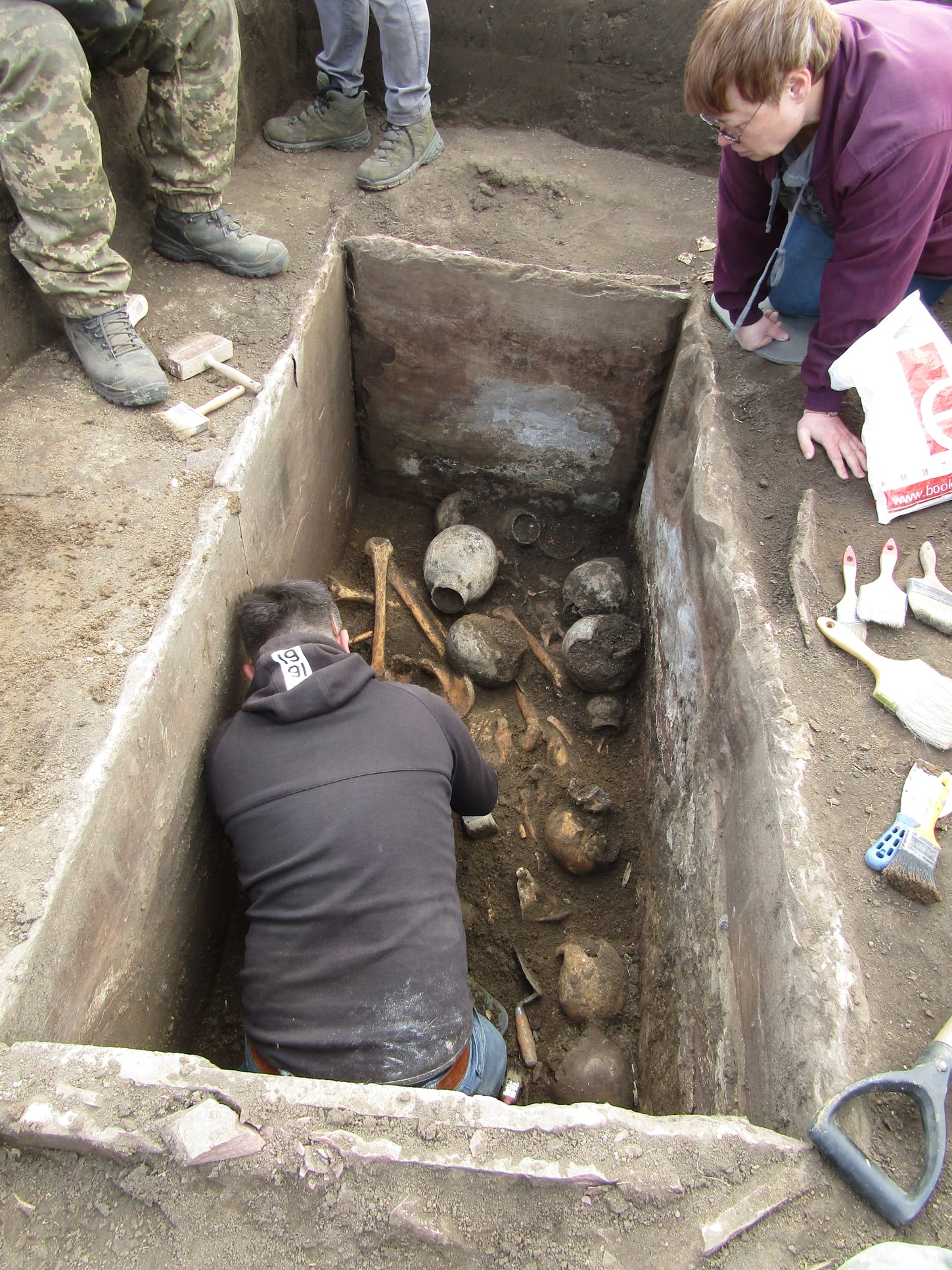 Під Тернополем дослідили древній саркофаг, який спантеличив вчених: що з'ясувалося