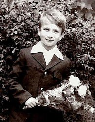 Пам'яті легендарного "Міфа": як співав, жив і бився за Україну Василь Сліпак (відео)