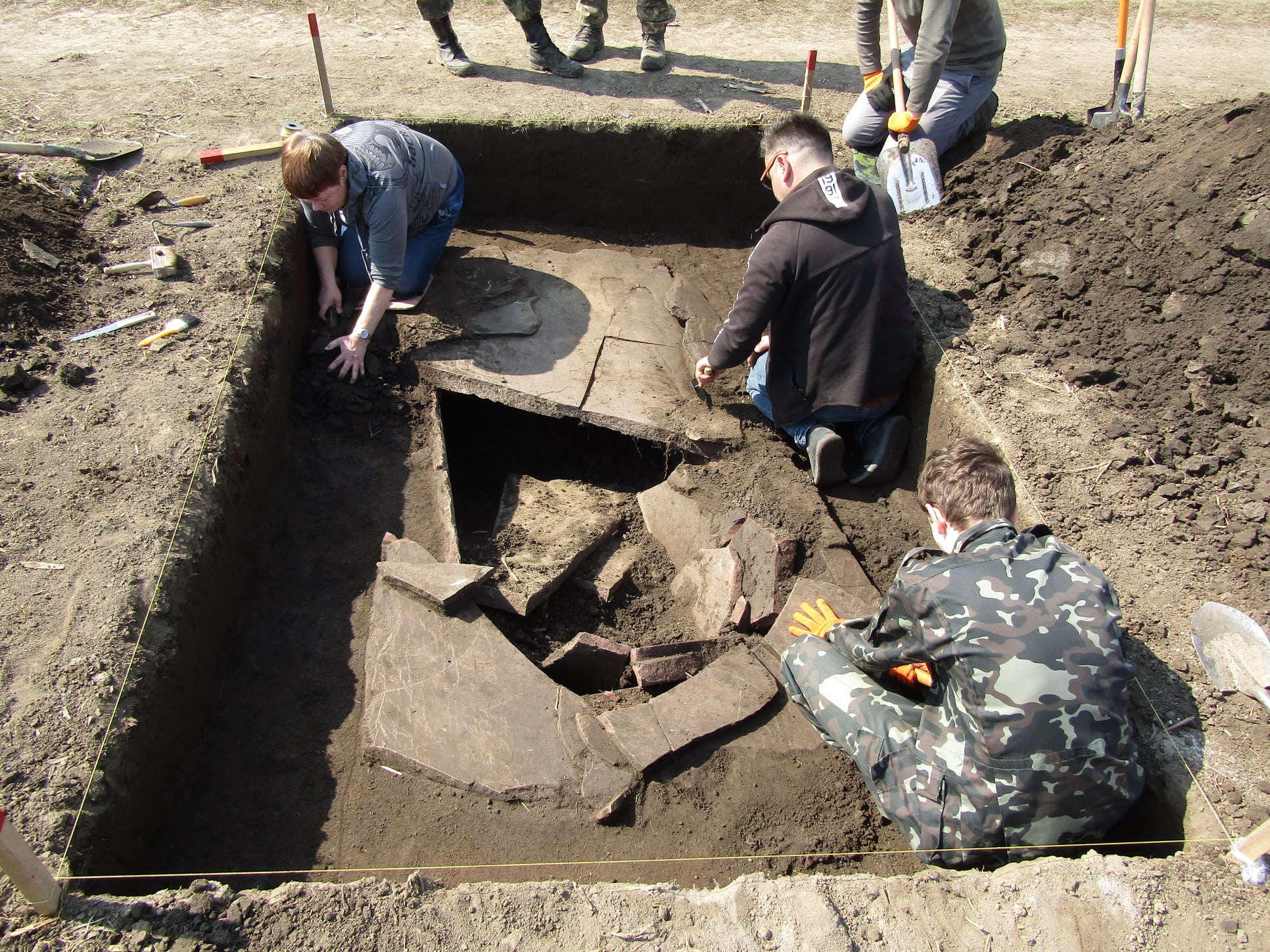 Під Тернополем дослідили древній саркофаг, який спантеличив вчених: що з'ясувалося