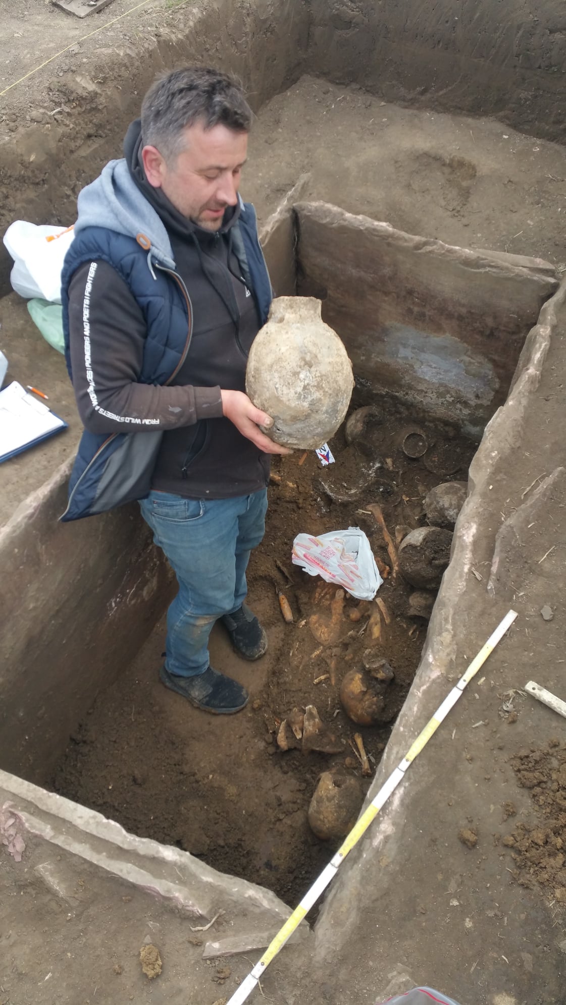 Під Тернополем дослідили древній саркофаг, який спантеличив вчених: що з'ясувалося