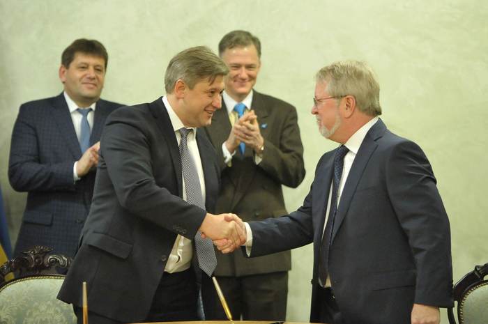 Украина привлекла 250 млн долларов на строительство ЦХОЯТ