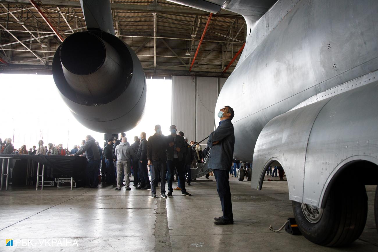 "Антонов" расправляет плечи. Что строит и чем живет авиагигант Украины