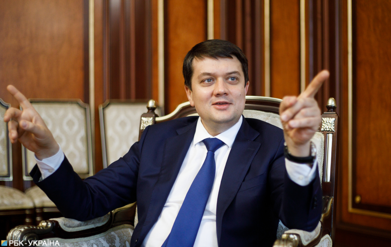 Опять 75: за счет чего Зеленскому удалось удержать высокий рейтинг