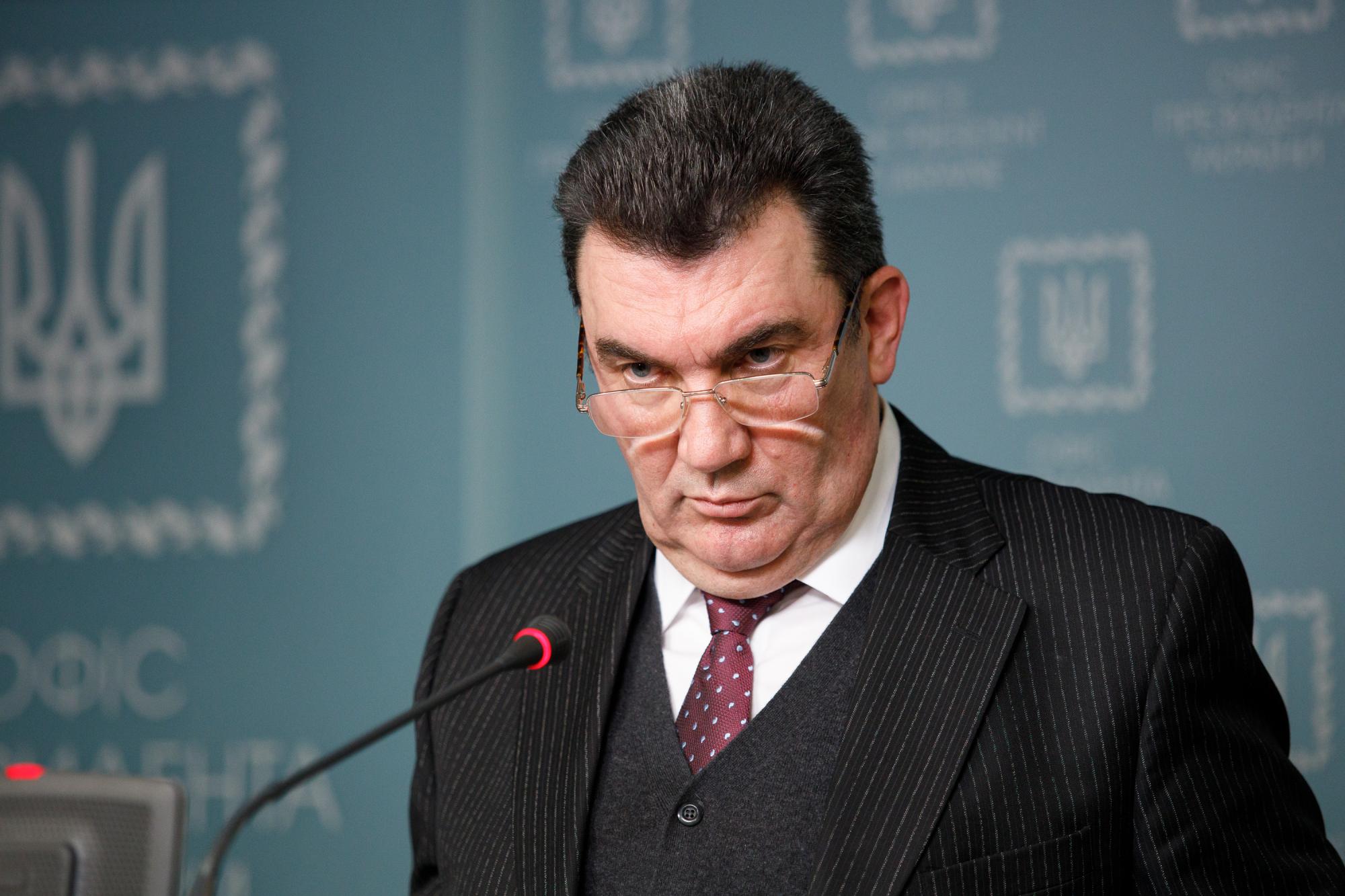 Аваков ушел в отставку: кто его заменит на посту главы МВД