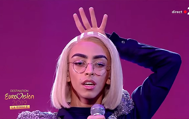 Евровидение 2019: Францию представит эпатажный певец-андрогин