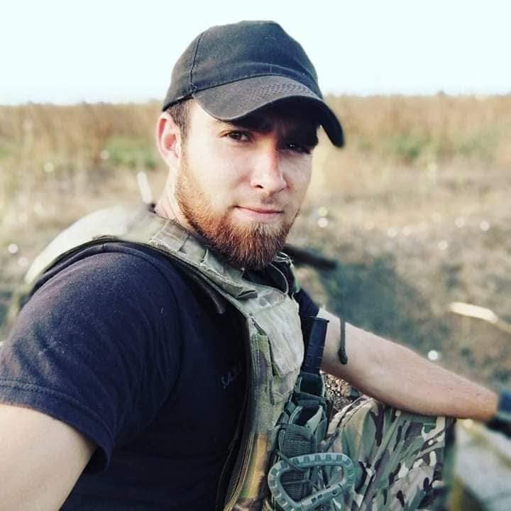 Не забудем: в сети рассказали о погибшем на фронте молодом морпехе (фото)